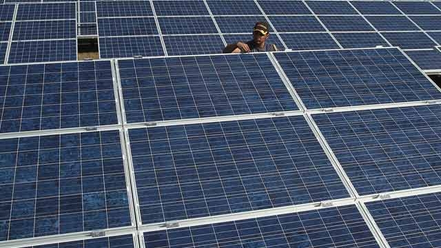 solarpowertariffarecordlowof434aunit:goyal